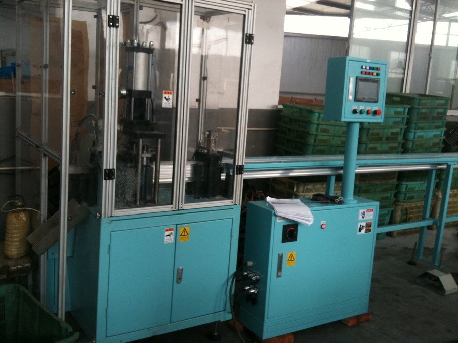 �b��ϛ_��һ�w�C